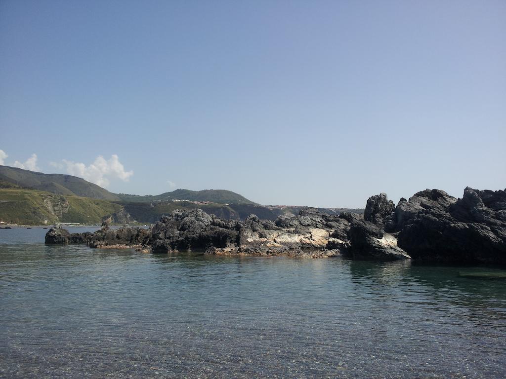 Porto Di Mare Bed & Breakfast ปรายาอามาเร ภายนอก รูปภาพ